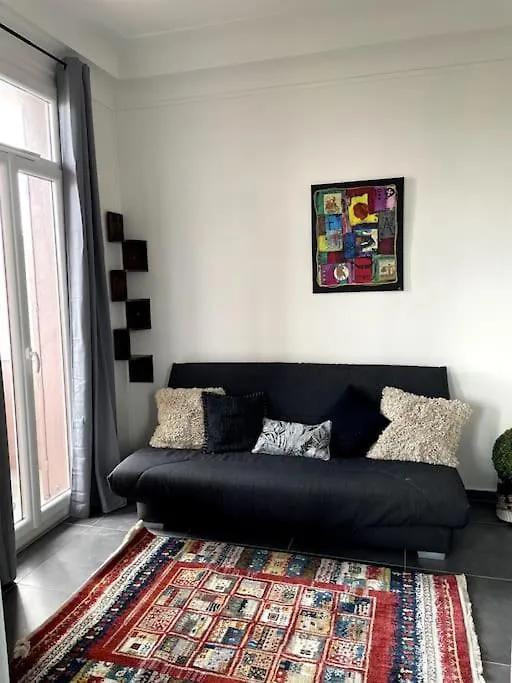 Le Triomphe Logement Central, 8 Pax 3 Chambres location