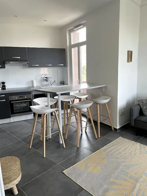 Le Triomphe Logement Central, 8 Pax 3 Chambres Marseille 0*,  France